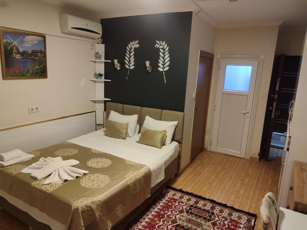 Hotel Best Apart - Deluxe Double Or Twin Room