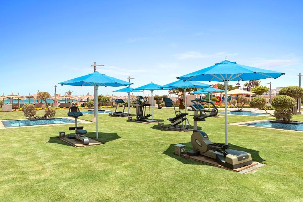 Сад в Pickalbatros White Beach Resort - Hurghada