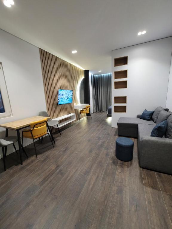 Jani Studio Apartments - Image 5