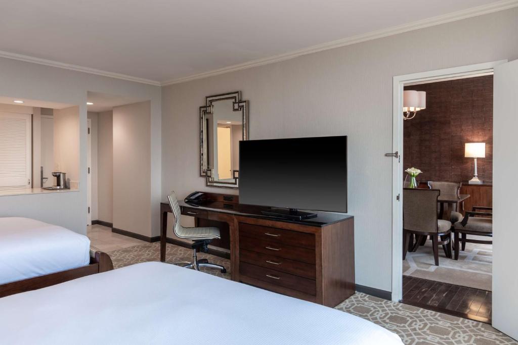 Hilton Alexandria Mark Center - 