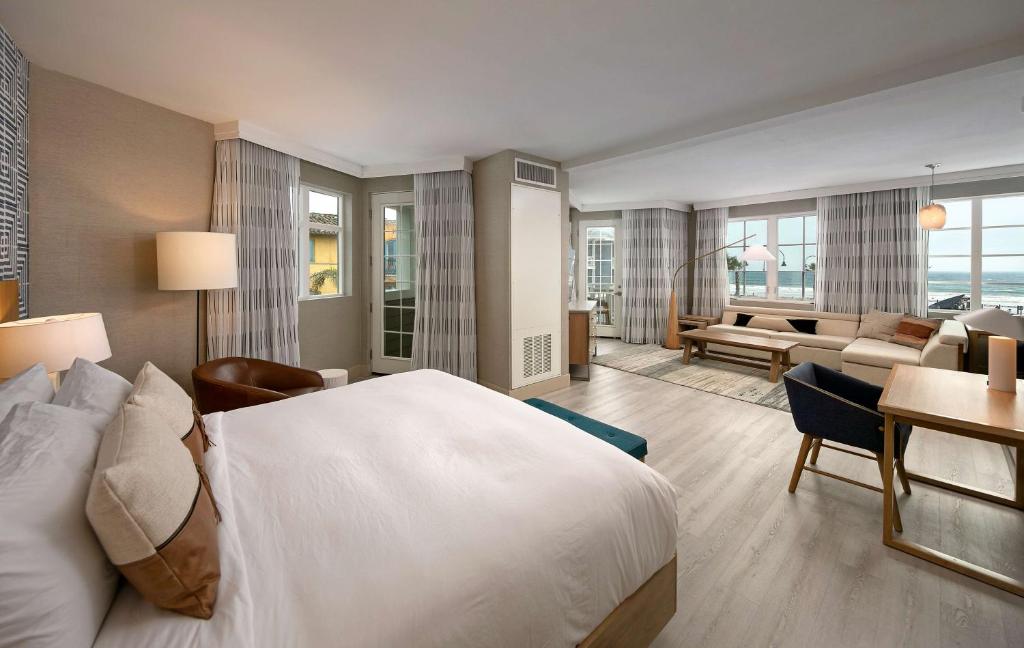 Inn at the Pier Pismo Beach, Curio Collection by Hilton photo