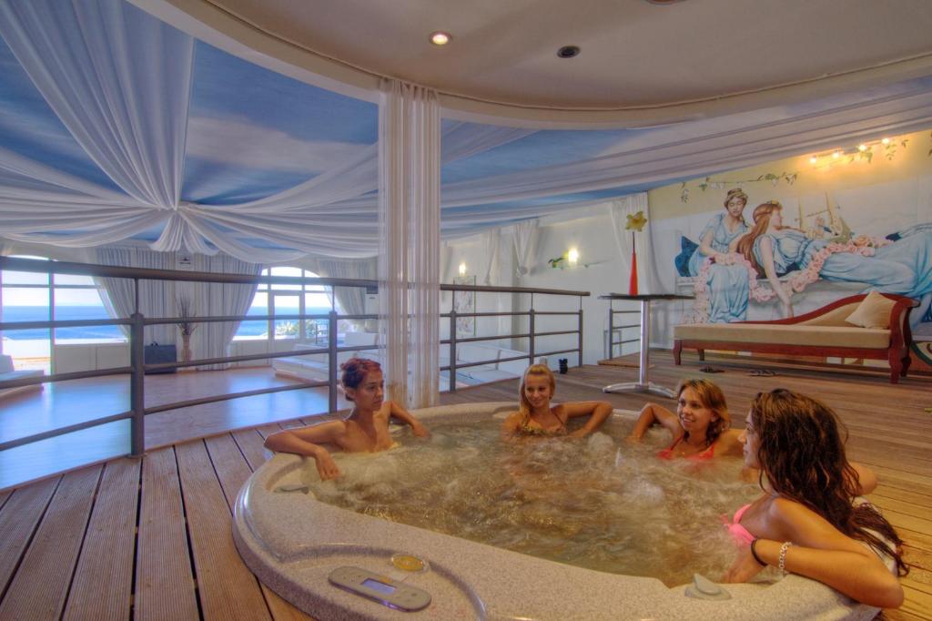 Hosté ubytování Kalypso Cretan Village Resort & Spa