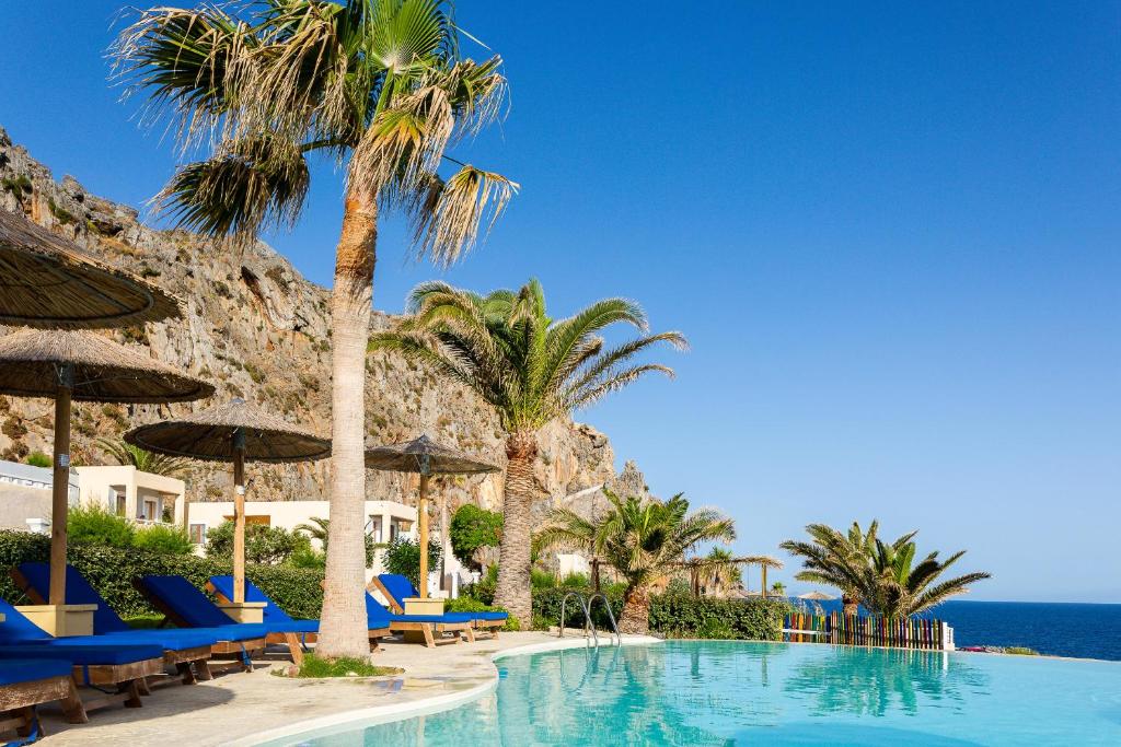 Bazén v ubytování Kalypso Cretan Village Resort & Spa nebo v jeho okolí
