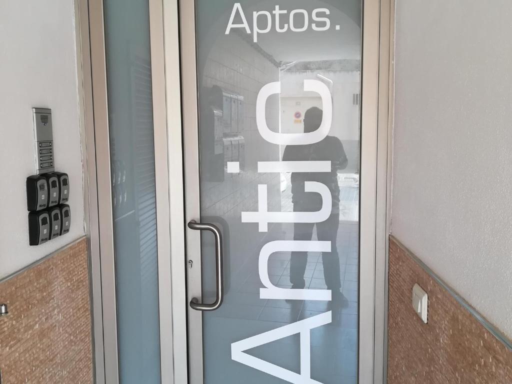 Fotografie z fotogalerie ubytování Apto antic 102 pax 6 v destinaci S'illot
