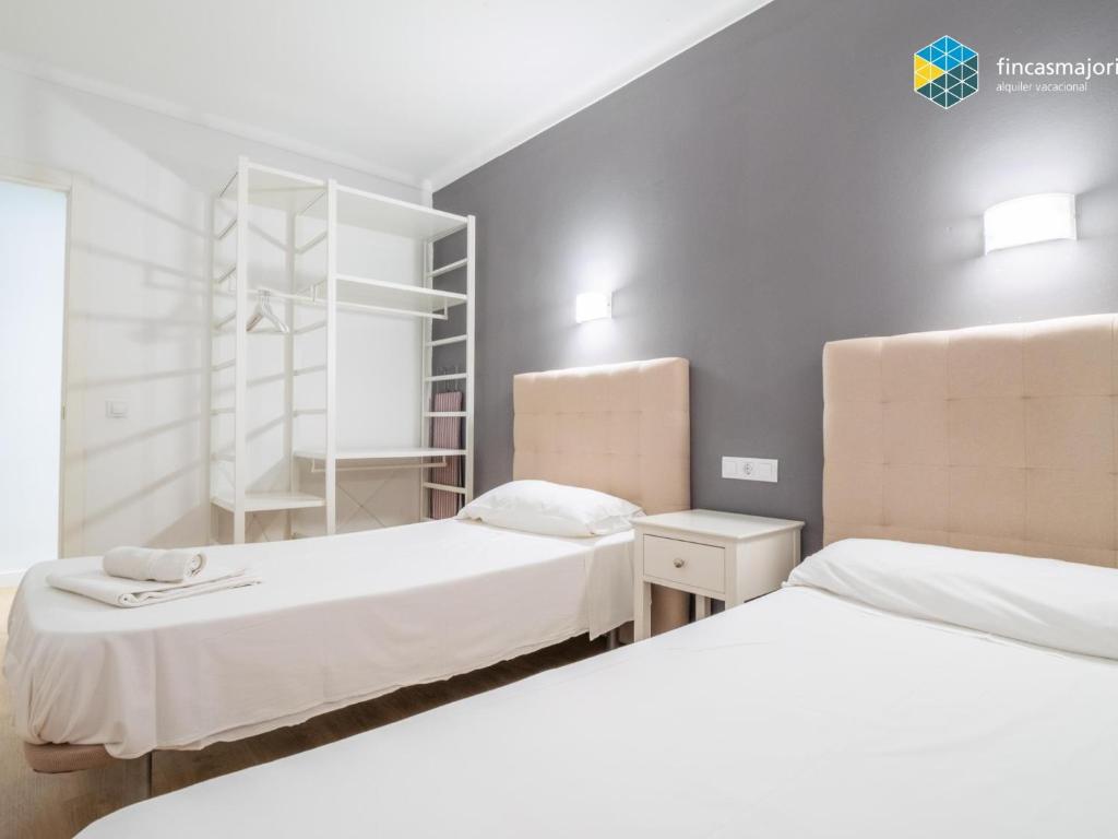 Fotografie z fotogalerie ubytování Apto antic 102 pax 6 v destinaci S'illot