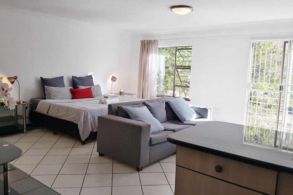 Spacious Hatfield Apartment, Pretoria (updated prices 2024)