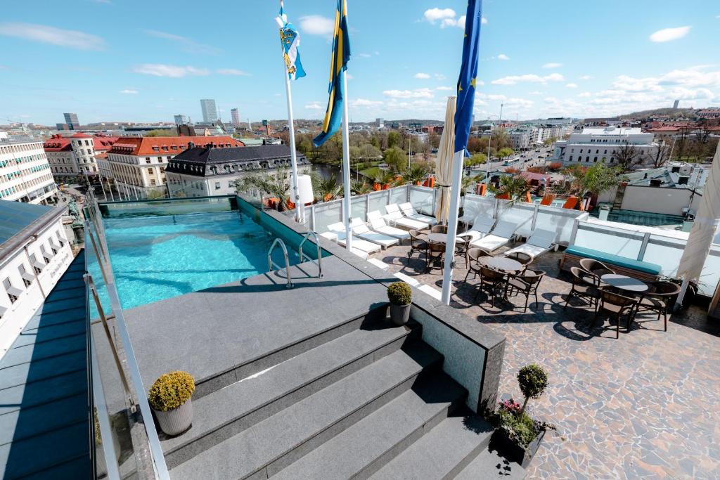 Bazén v ubytování Avalon Hotel nebo v jeho okolí