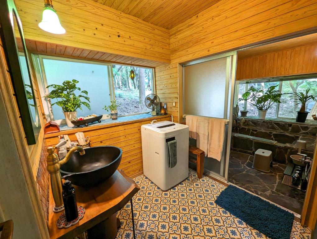 Fotografie z fotogalerie ubytování 星空に包まれる 森の隠れ家　Amrita Lodge ~stay & retreat~ v destinaci Kirišima
