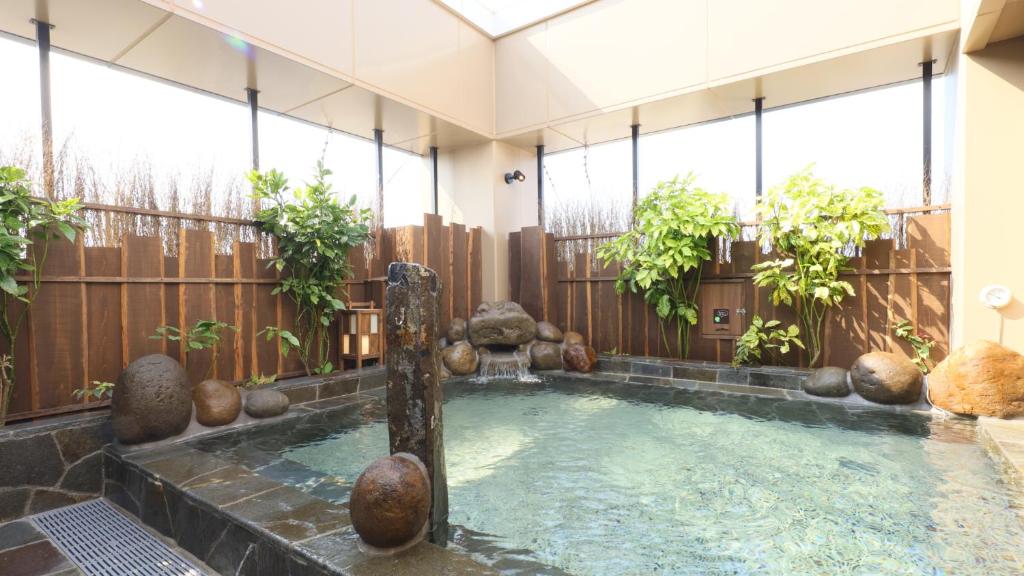 Bassein majutusasutuses Dormy Inn Aomori Natural Hot Spring või selle lähedal
