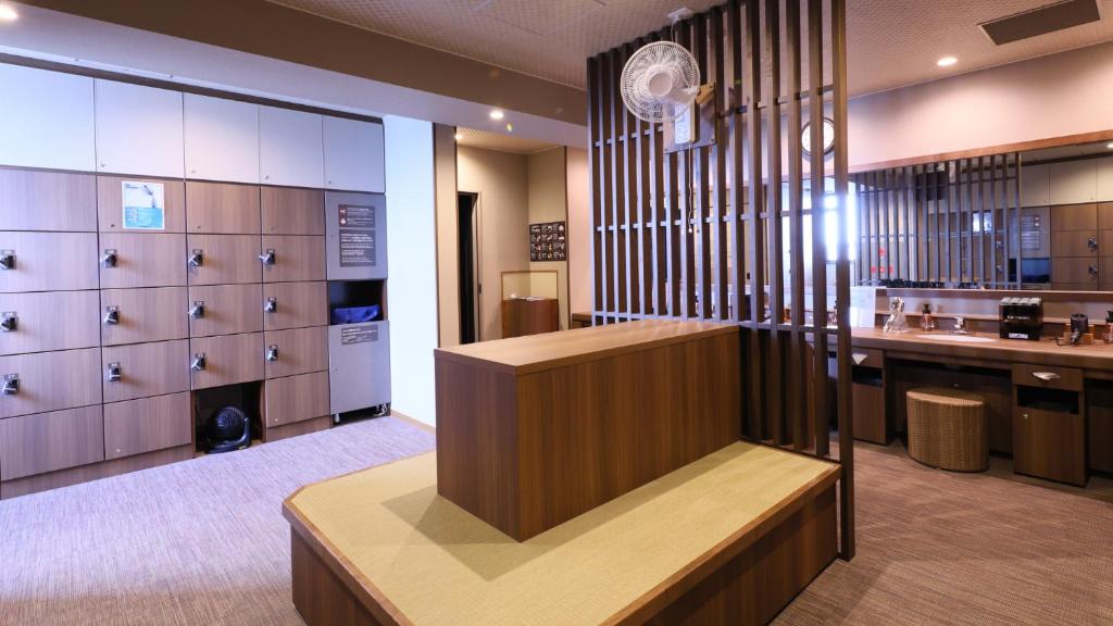 Köök või kööginurk majutusasutuses Dormy Inn Aomori Natural Hot Spring