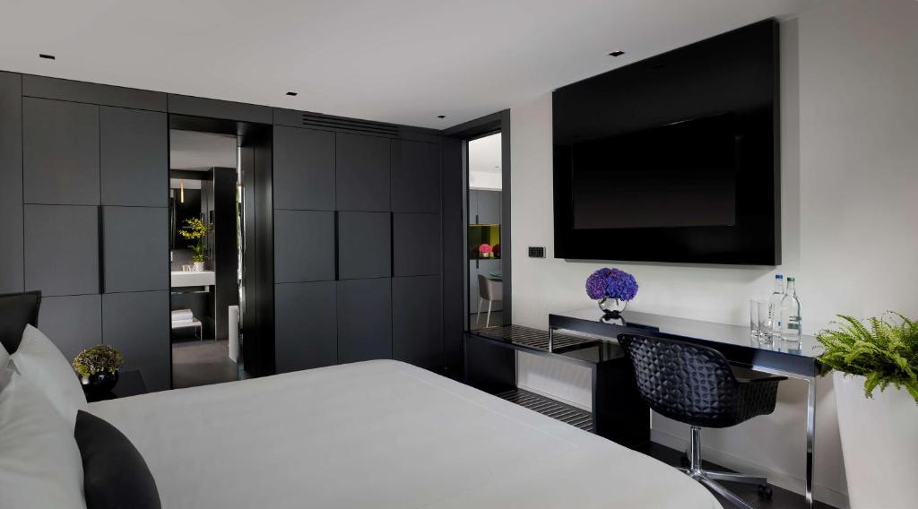 Park Plaza London Waterloo - One-Bedroom Suite