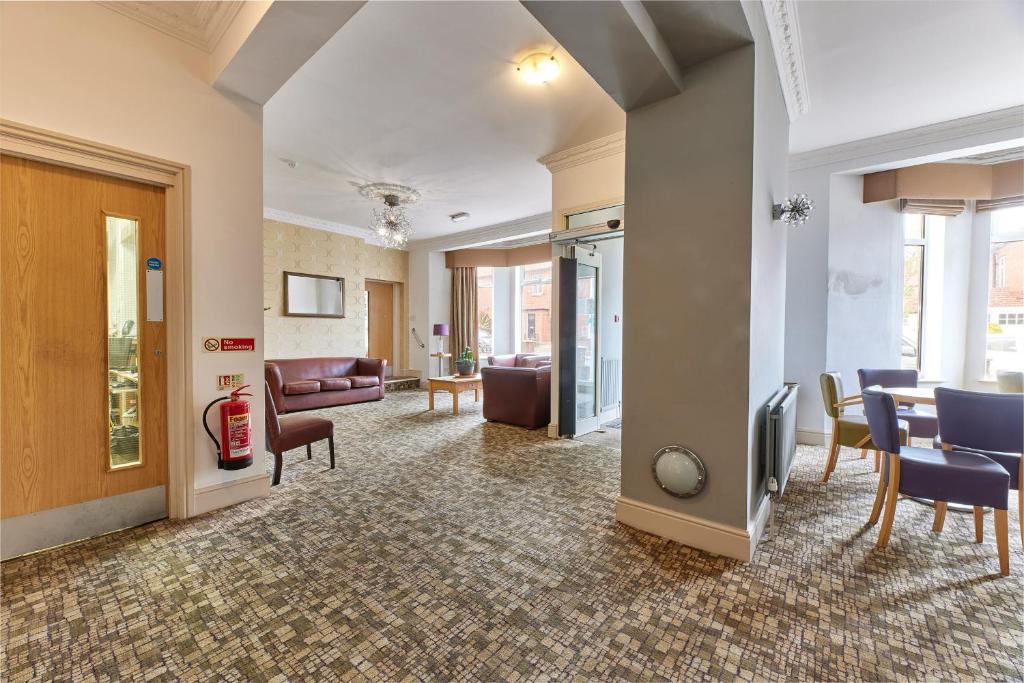 Posezení v ubytování Properties Unique Dene Rooms - Double Room