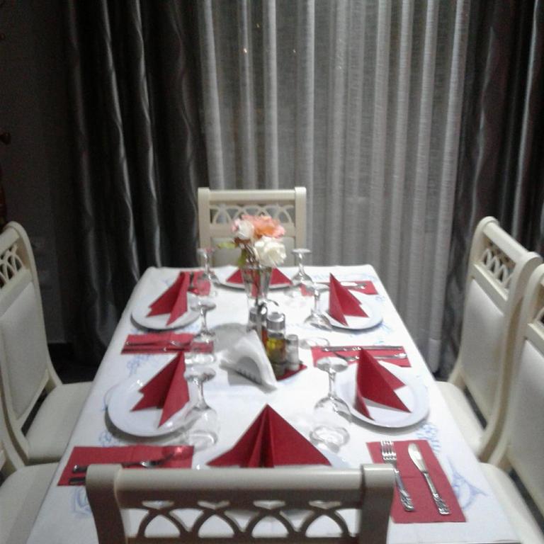 Fotografie z fotogalerie ubytování Hotel Villa Stone Dream Bar Restaurant v destinaci Pogradec
