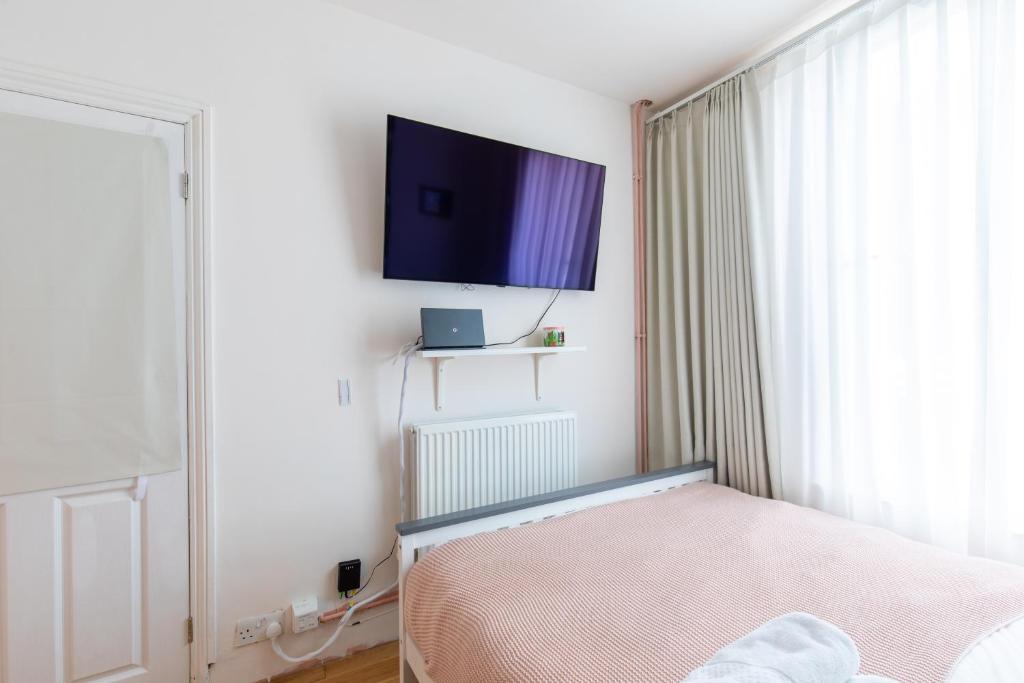 Fotografie z fotogalerie ubytování Milton Keynes Cosy Guest Room v destinaci Milton Keynes