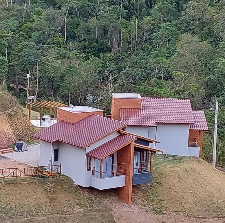 Budova, v ktorej sa horská chata nachádza