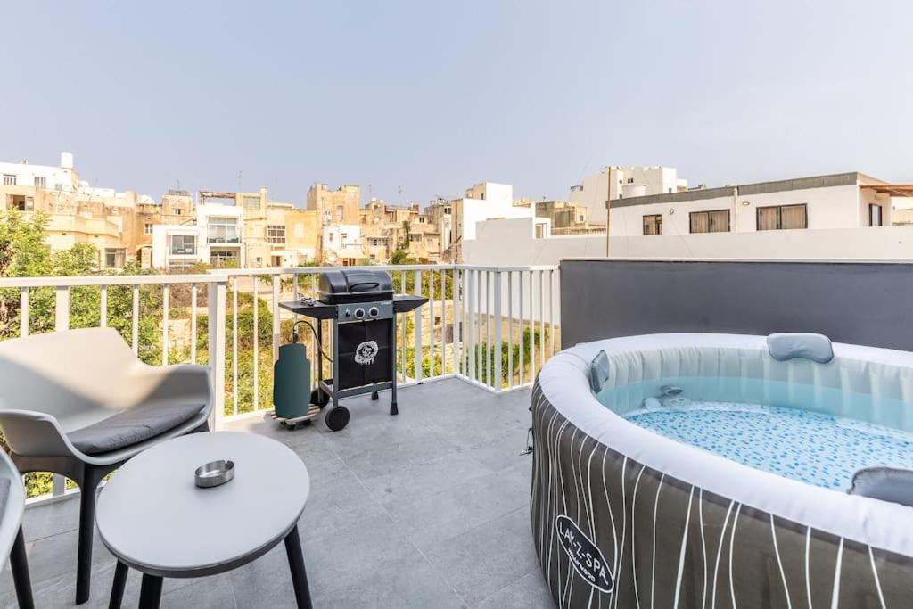 View of Penthouse/Loft Style Apartment with a View - Apartments for Rent in ...