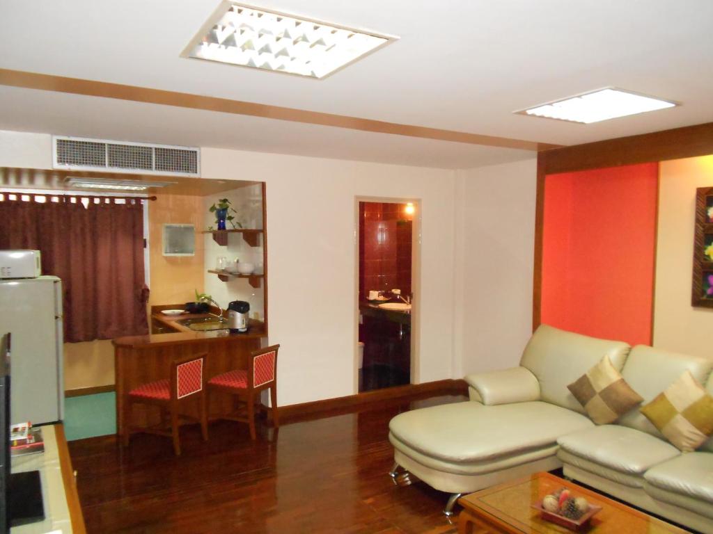 B.S. Court Hotel Sathorn - Resim 40