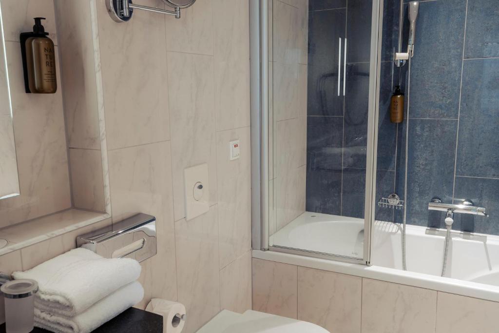 Ένα μπάνιο στο Austria Trend Hotel Ljubljana