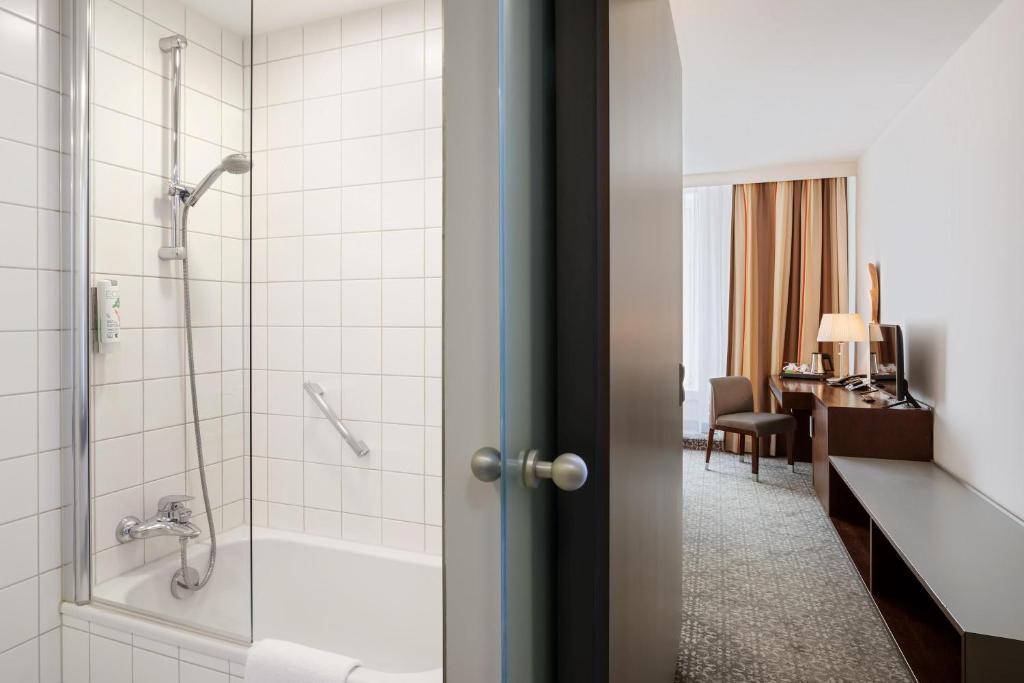 Austria Trend Hotel Europa Wien - Resim 3