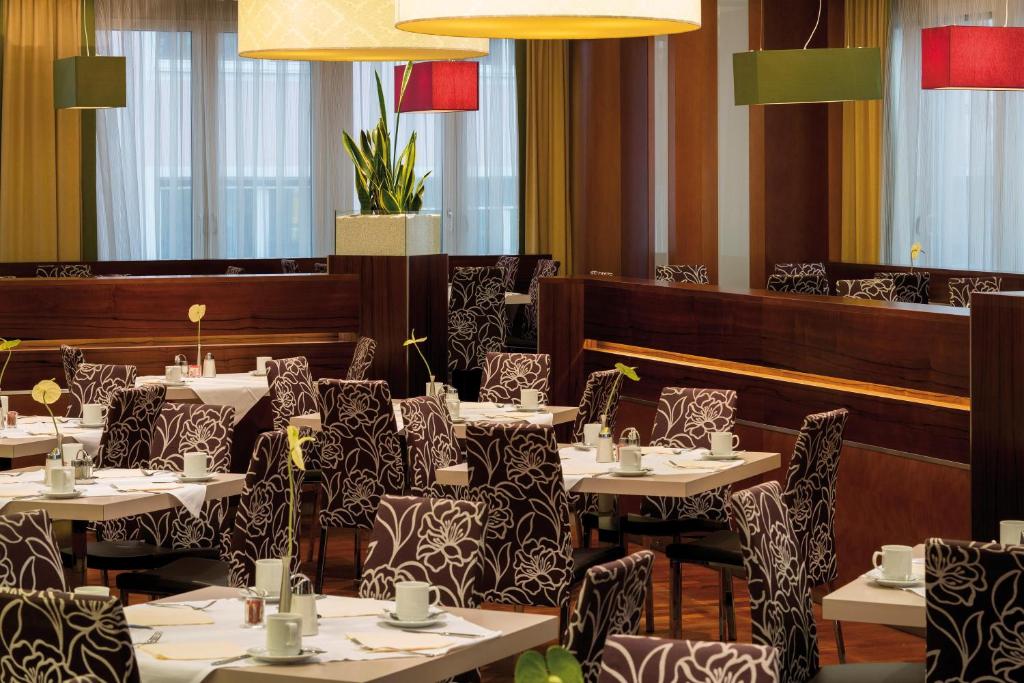 Un restaurante u otro lugar para comer en Austria Trend Hotel Europa Graz Hauptbahnhof