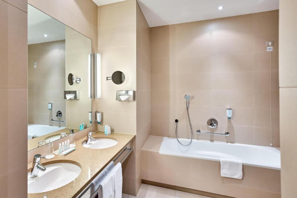 Austria Trend Hotel Savoyen Vienna - 4 stars superiorにあるバスルーム
