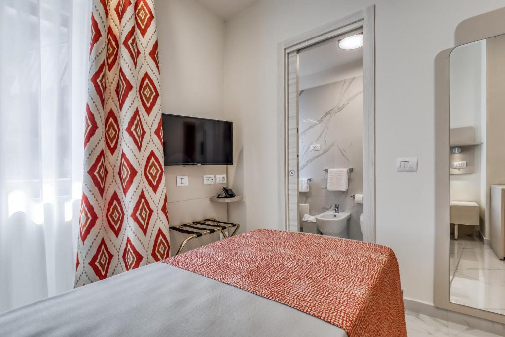 Vomero High Hotel - Large Single Room