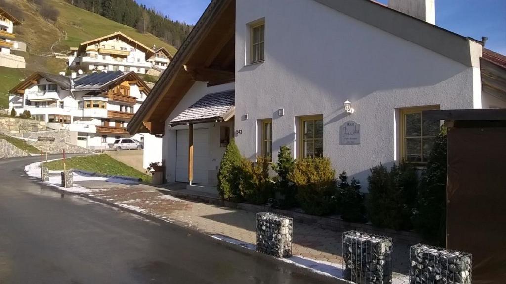 Výhľad na hory alebo výhľad na hory priamo z apartmánu