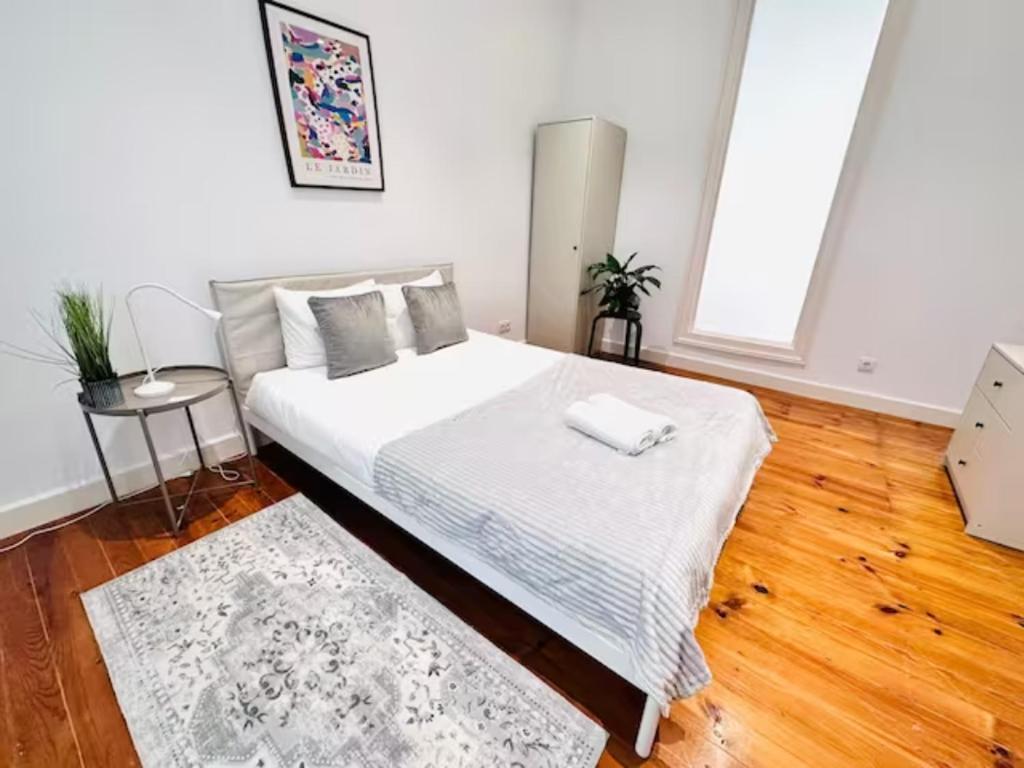 Lisbon Large City Flat up 8pp, Lisbon Updated 2024 Prices