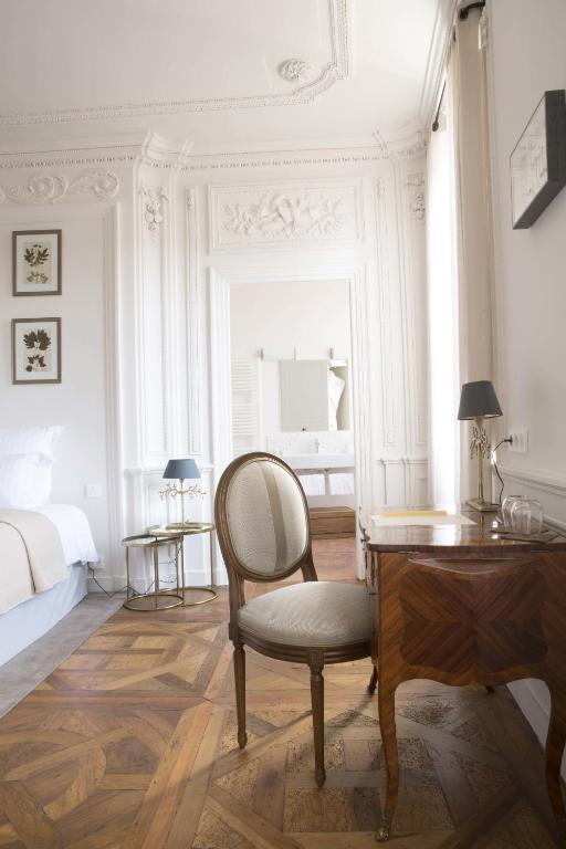 Hôtel de la Villeon - Suite De Prestigio