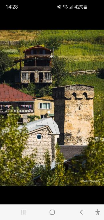 Budova, kde se vila nachází