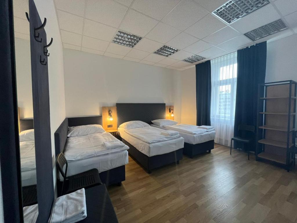 Powder Tower Suites - Resim 29