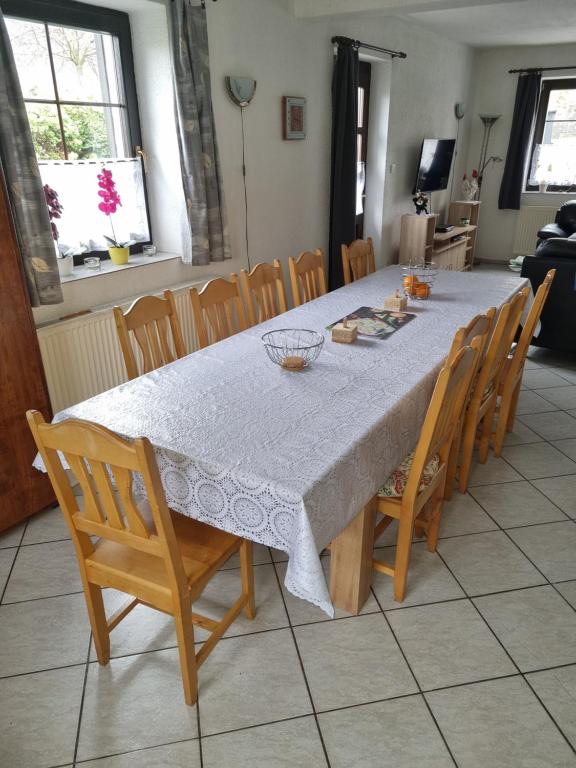 Część wypoczynkowa w obiekcie Vakantiehuis Cerny Dul 259
