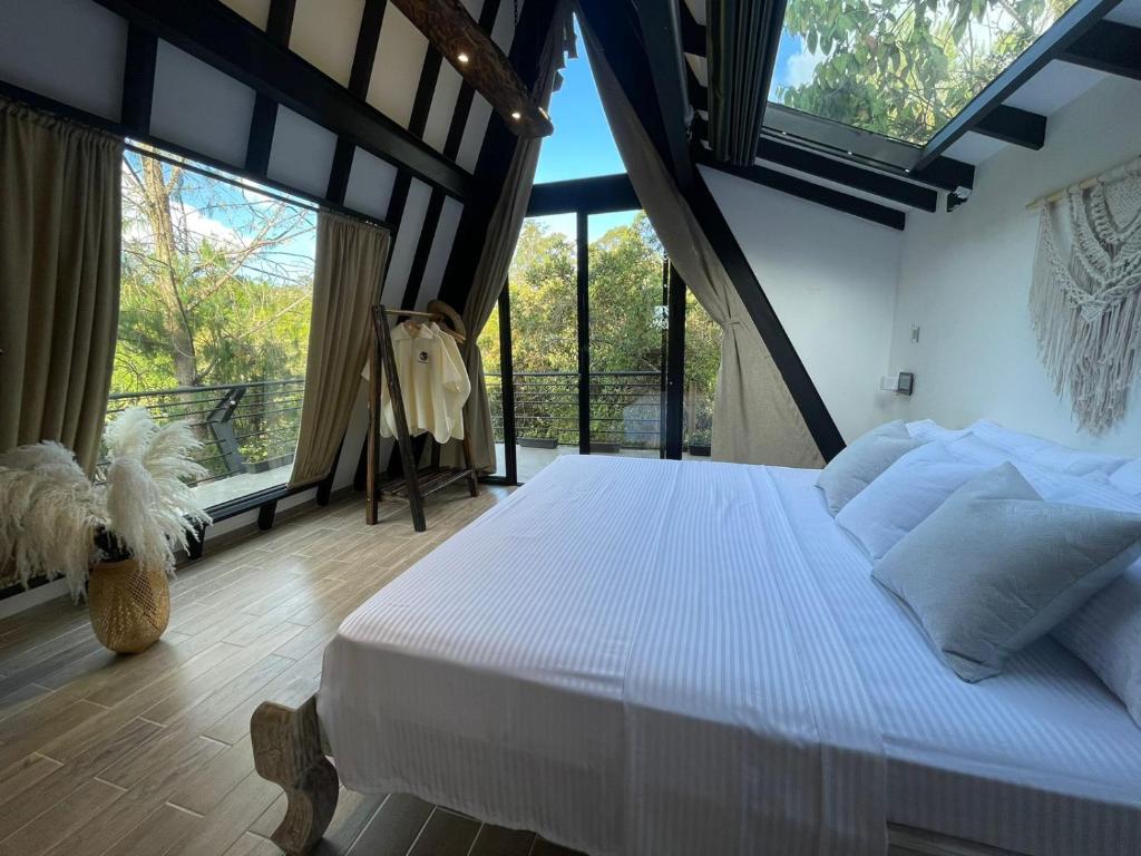 Ένα ή περισσότερα κρεβάτια σε δωμάτιο στο Ecoluxury Glamping