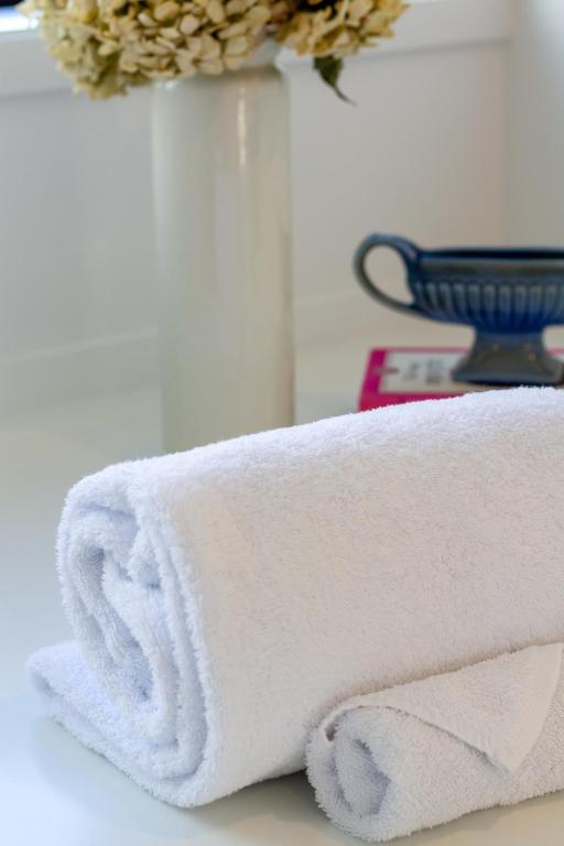 Modern Townhouse Cashel Street 2 bed 2 bath - Resim 33