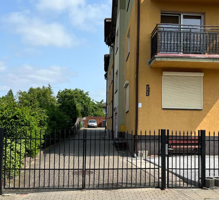 The RIGHT SIDE z parkingiem i ładowarką EV - Appartement - Gesplitst Niveau