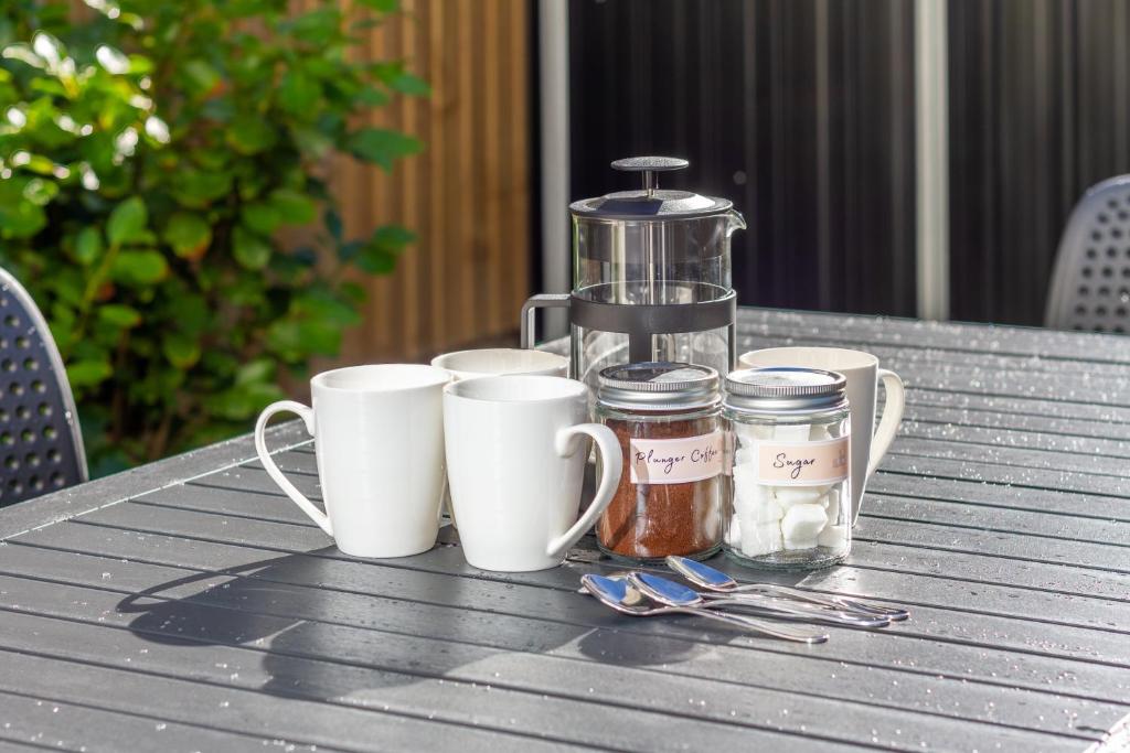 Modern Townhouse Cashel Street 2 bed 2 bath - Resim 40