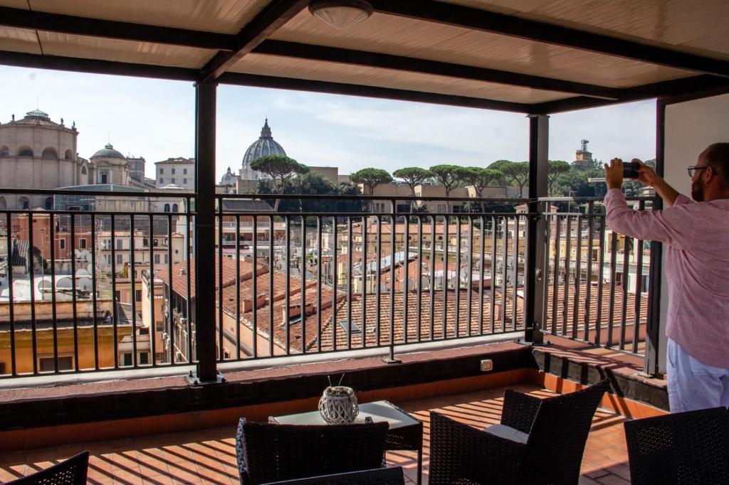 Balkón nebo terasa v ubytování YOUR VATICAN TERRACE