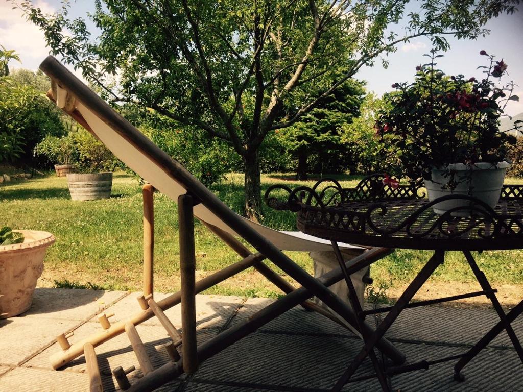 A garden outside Rosso Del Chianti