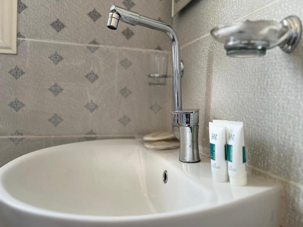 Pyramids Pride Inn - 4