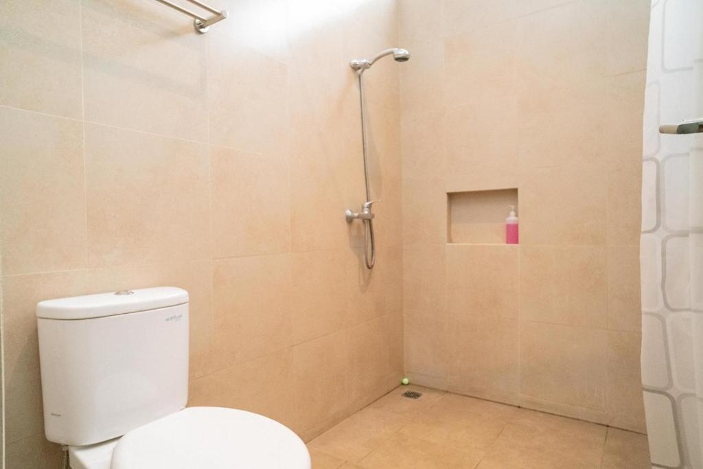 3J Home - Twin Room