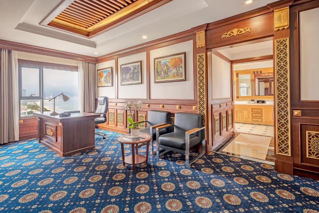 Suite Tổng Thống Nhìn Ra Đại Dương