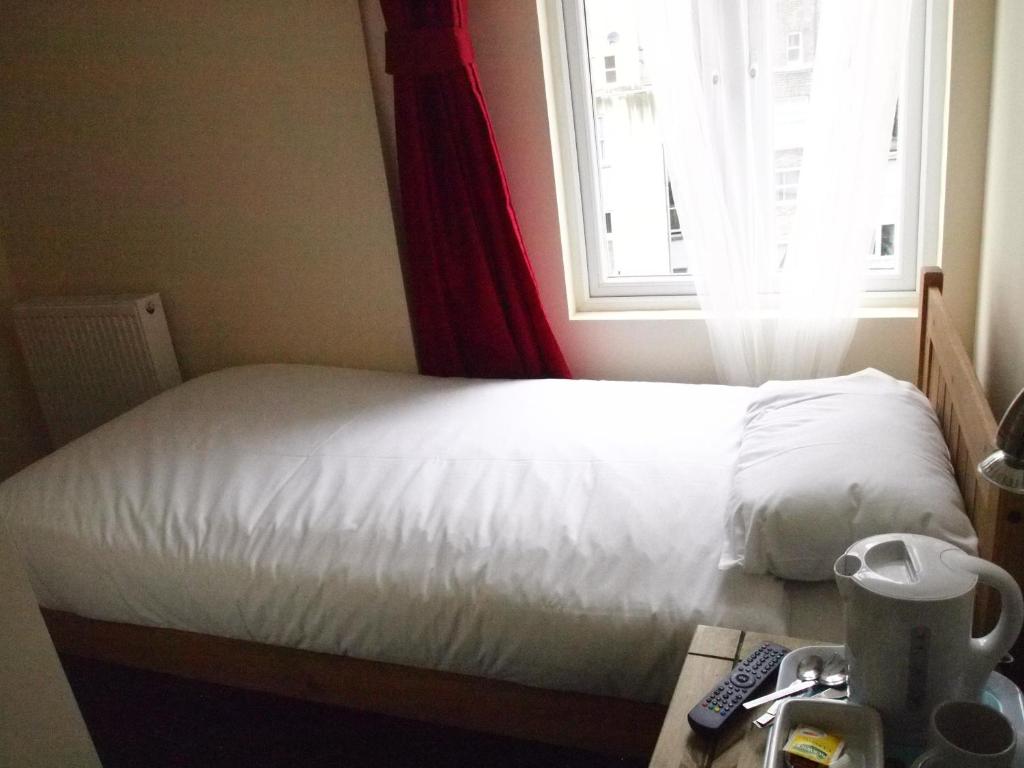 Earls Court Garden Hotel - Resim 43