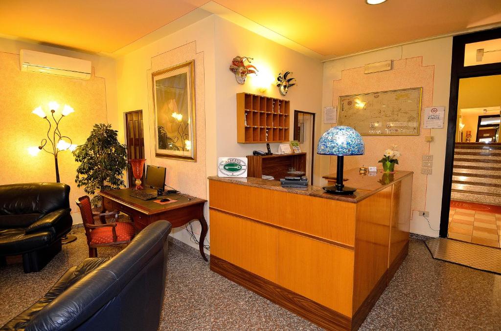 Posezení v ubytování Hotel Amba Alagi