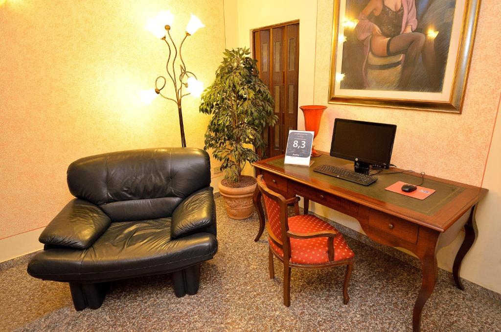 Posezení v ubytování Hotel Amba Alagi