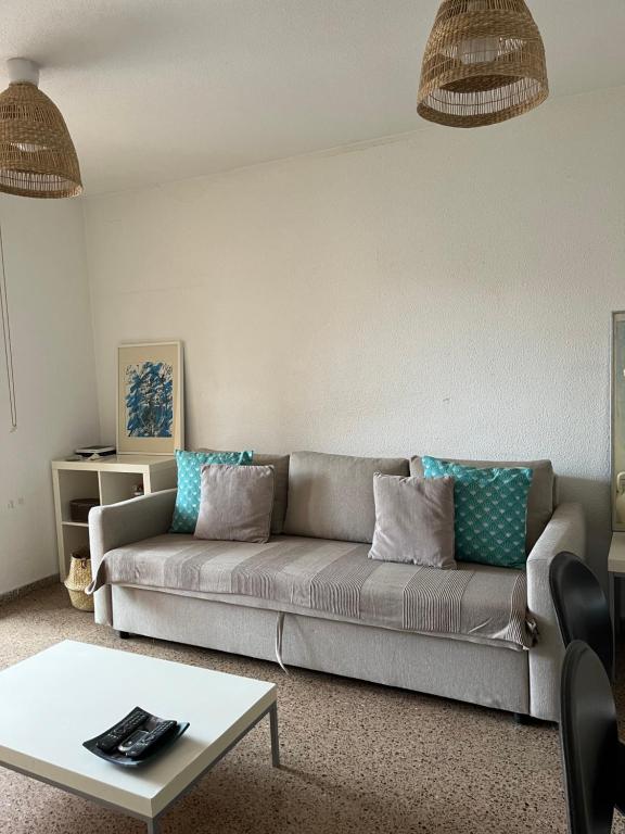 Posezení v ubytování Apartamento con piscina y parking - Playa San Juan