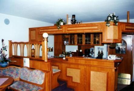 Lounge nebo bar v ubytování Hotel am Schloss