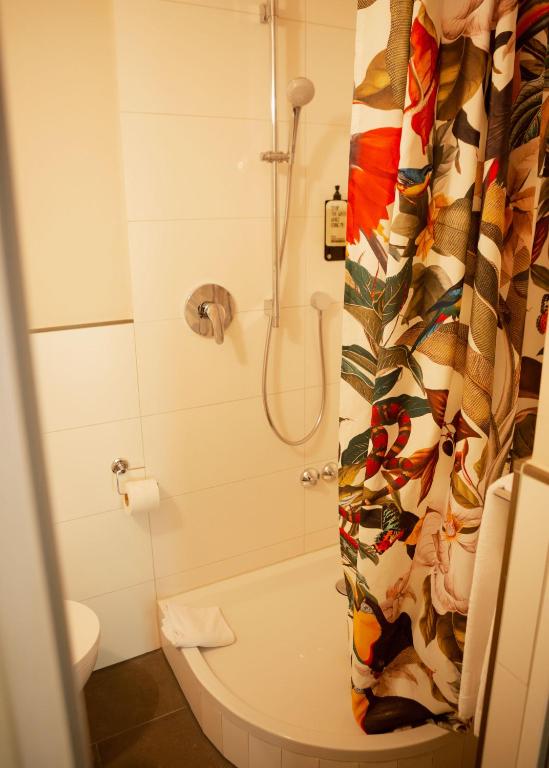 Strandhotel SüdSee Diessen am Ammersee - Standard Single Room