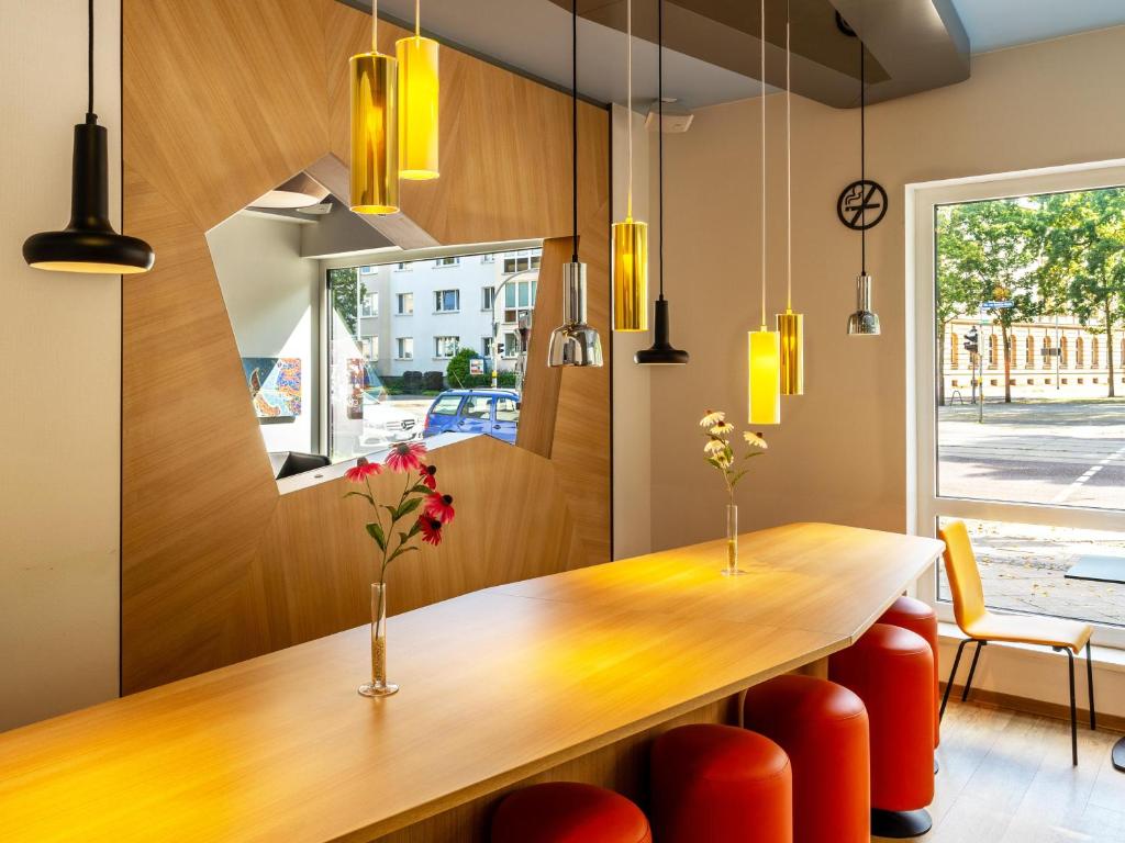 Posezení v ubytování B&B HOTEL Magdeburg-City