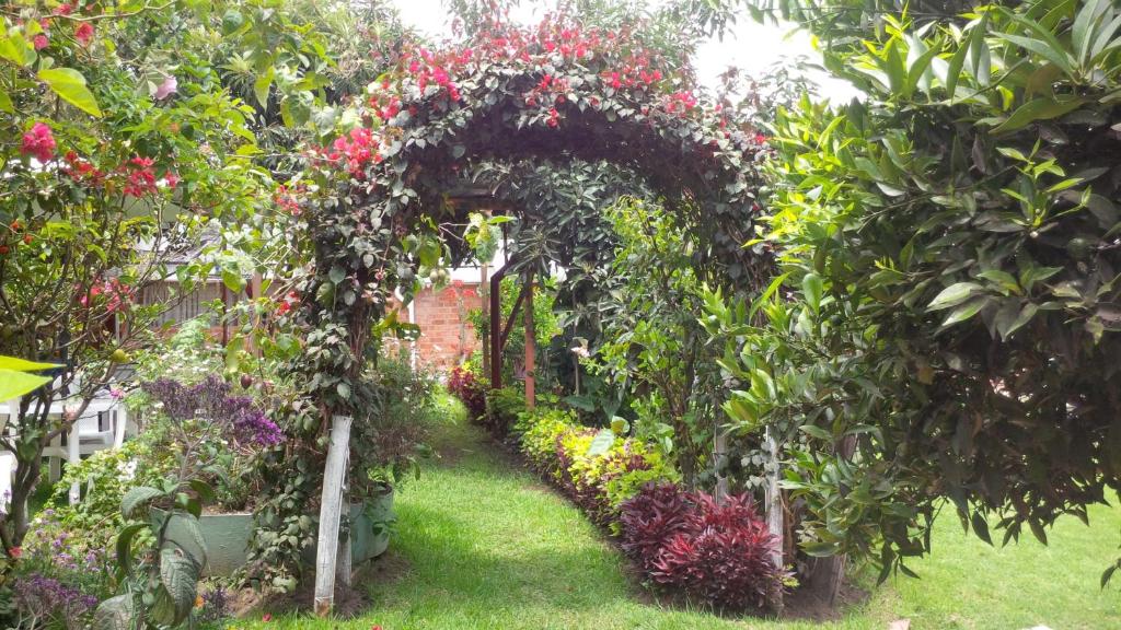 Zahrada ubytování Hostal el Parque Tababela