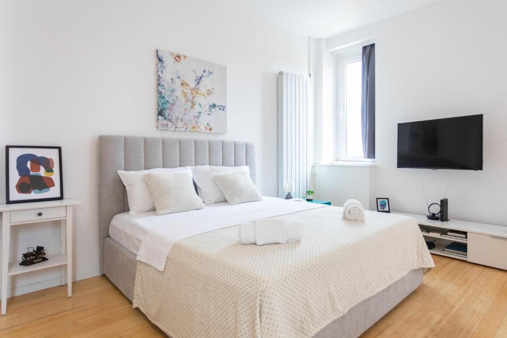 Flower Square Apartments - Estudio